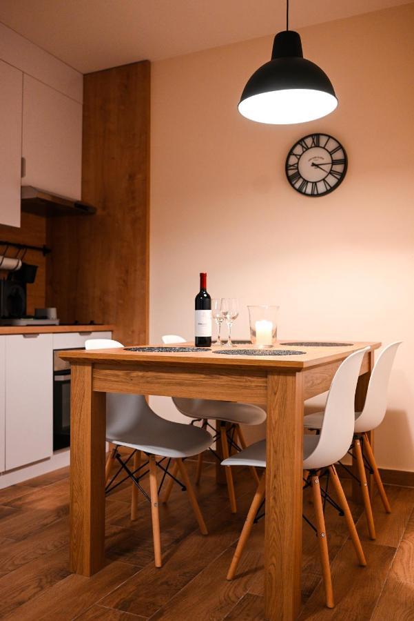 Lena Apartman Subotica Bagian luar foto